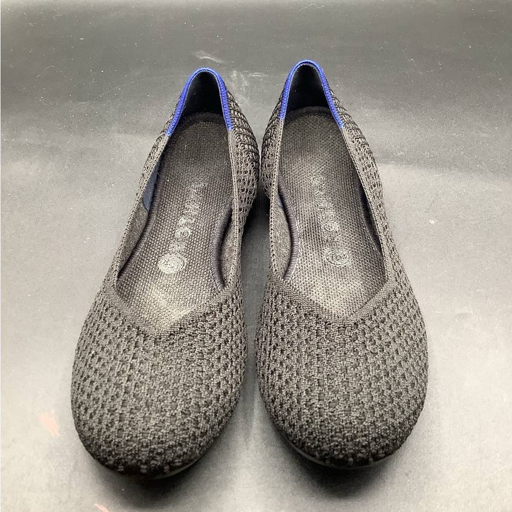 Rothys black honeycomb points 9.5